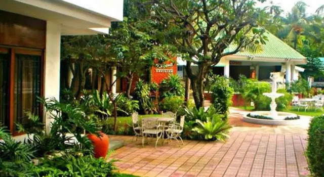 El Oriente Beach, Buchen Sie Hotel Dumaguete 