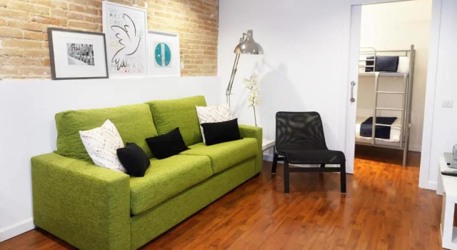 Семейные апартаменты с 2 комнатами Feelathome Center Apartments