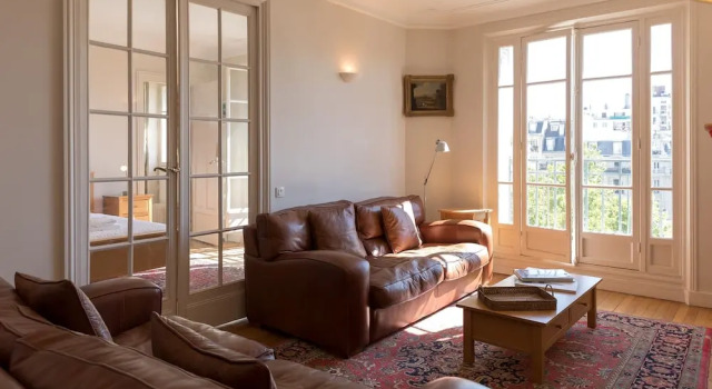 Eiffel Park Peaceful 1 Bedroom Apt Near the Eiffel Tower, Забронировать Апартаменты/квартира Париж Иль-де-Франс, рядом с Espace Nadeshiko Paris France