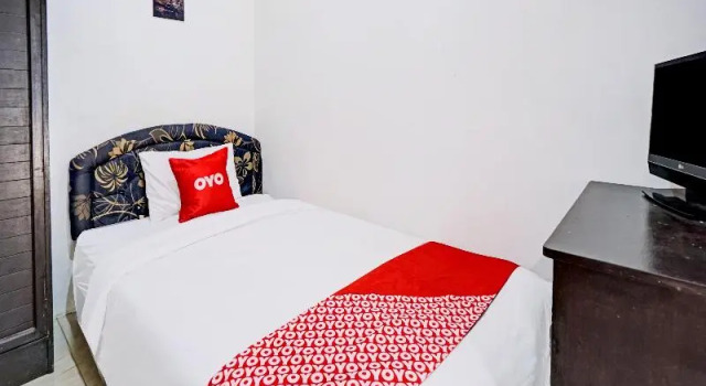 Camera Standard OYO 90375 P10 Syariah