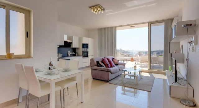 Superlative Penthouse With Spacious Terrace, Забронировать Апартаменты/квартира Апартаменты Гзира, Апартаменты/квартира