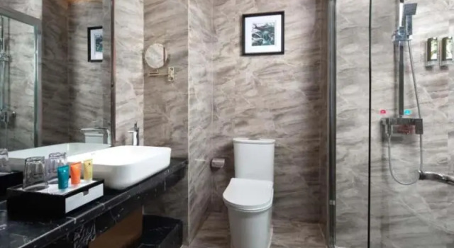 Четырёхместный номер Standard с видом на горы Ramada by Wyndham Zhangjiajie
