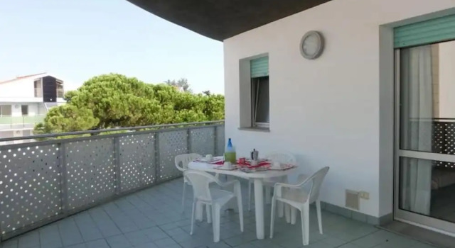 Апартаменты с 2 комнатами с балконом и с видом на город Cozy Apartment 200mt From the Beach