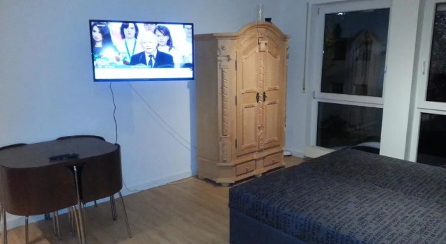 Holiday Apartment Zwinger, Забронировать Апартаменты/квартира Отели Дрездена с парковкой, рядом с Улица Вайсе Гассе в Дрездене, Парковка