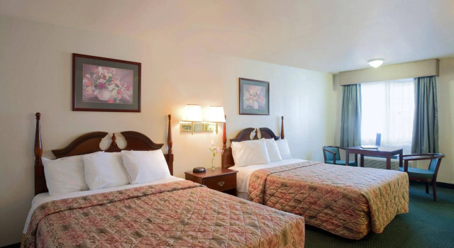 Turlock Inn, Book Inn Turlock California