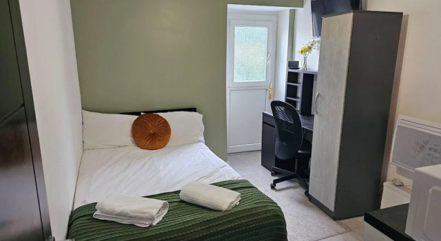 Skyline King Studio Room 201, Забронировать Отель Отели Суонси 3 звезды, рядом с Dylan Thomas Birth Place, 3*
