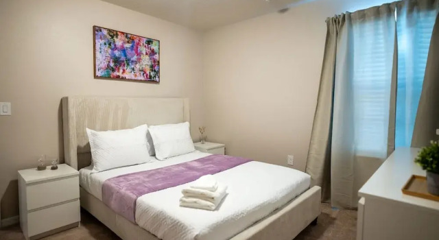 Fun and Relax 10 Bed Home Pool Themed Rooms, Забронировать Дом для отпуска Виллы Фор Корнерз, Вилла