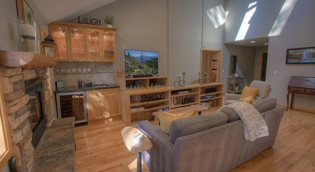 Gale Force Wind 4 Bedroom Home by RedAwning, Забронировать Дом для отпуска Инклайн-Виллидж North Lake Tahoe