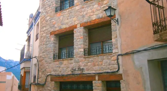 House With 3 Bedrooms in Paüls, With Wonderful Mountain View, Pool Acc