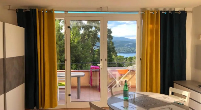 Appartement JOLY- Vue mer- Favone