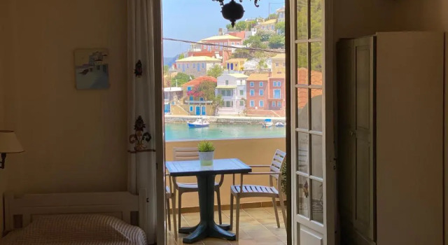 Студия Linardos Apartments