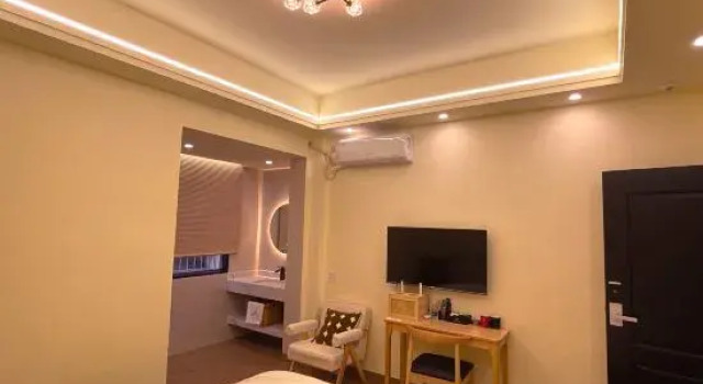 LUNAR Homestay