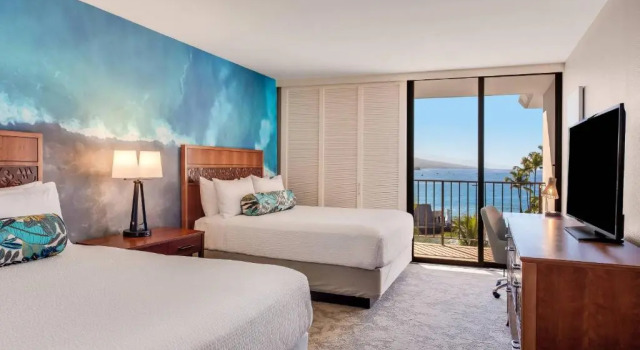Четырёхместный номер Standard oceanfront Courtyard by Marriott King Kamehamehas Kona Beach Hotel
