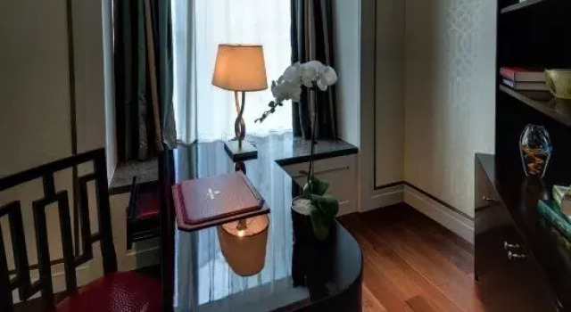 Люкс Executive Dragon Executive Apartments