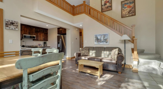 692 Disciples Village Condo, Rezerwuj Hotel Boyne Falls Michigan