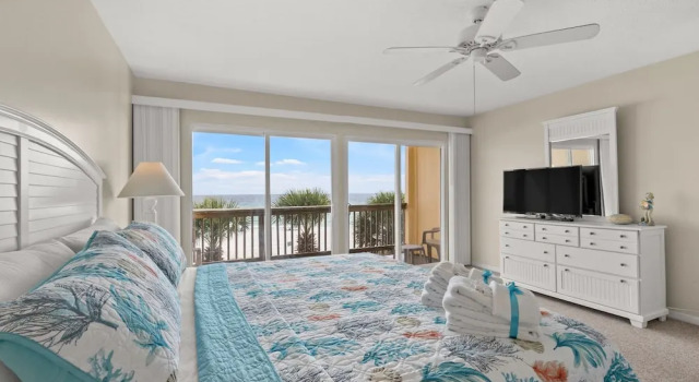 2bd/2.5ba Gulf Front Townhome Near Pier Park! Gulf Views! Beach Access!, Забронировать Апартаменты/квартира Апартаменты Панама-Сити, рядом с Музей дайвинга "Человек в море", Апартаменты/квартира