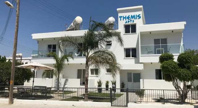 Апартаменты Themis Beach Apartments