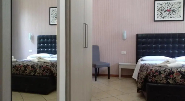 Трёхместный номер Standard Adelaide House