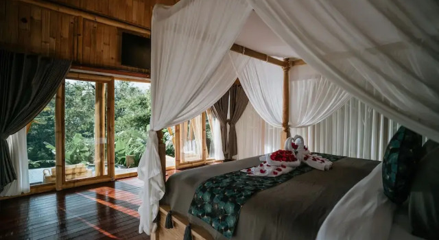 Umah Bali Kuno Villa, Reserva ahora Villa Tampak Siring Gianyar