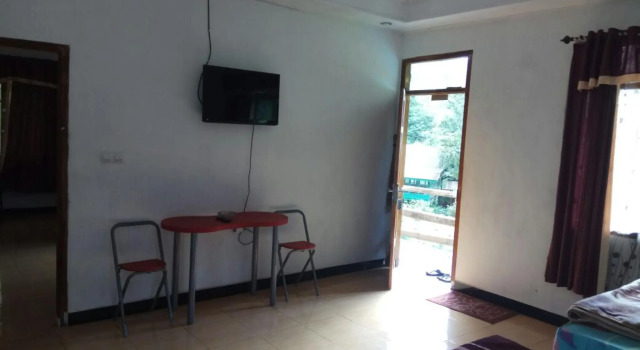Lembah Biru Lagoon, Book Hotel Hotels in Sulawesi with Parking, Parking