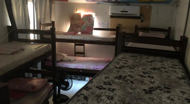 Кровать в общем номере Brazuka Hostel