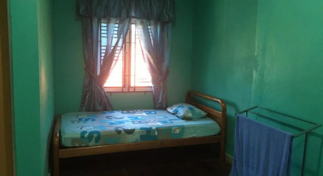 Famili Homestay