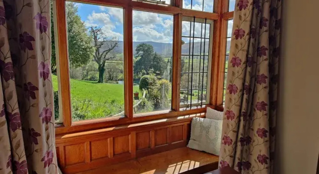 Номер Luxury Luxury Bed And Breakfast at Bossington Hall in Exmoor, Somerset