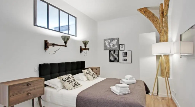 Rent a Room - Residence Meslay, Забронировать Отель 3-й округ: Маре Париж, рядом с Marche Saint Quentin