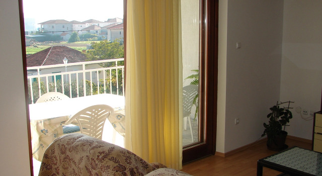 Apartment Tone - spacious and comfortable: A1 zuti Trogir, Riviera Trogir, Забронировать Апартаменты/квартира Трогир 