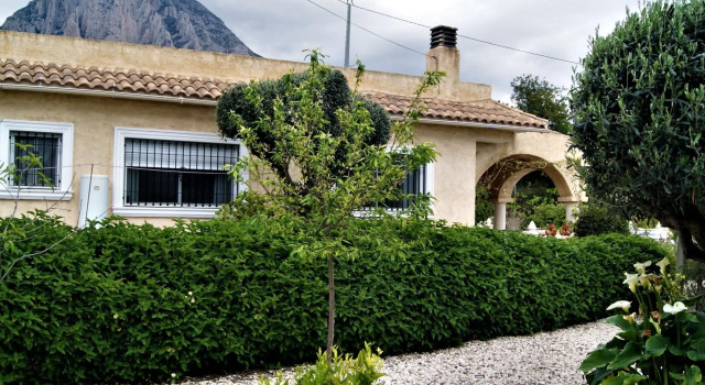 Finestrat Villa with Views, Забронировать Отель Финестрат Коста-Бланка
