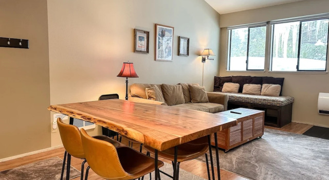 Summit 258 Pet-Friendly, Comfortable, Great Complex Amenities by RedAwning, Varaa Huoneisto Mammoth Lakes Mammoth