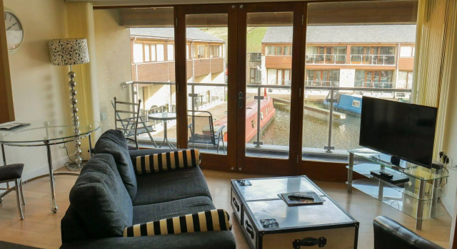 Tewitfield Marina Aparthotel, Rezervați Hotel-apartament Hoteluri de afaceri în Lancashire, 4* 5*
