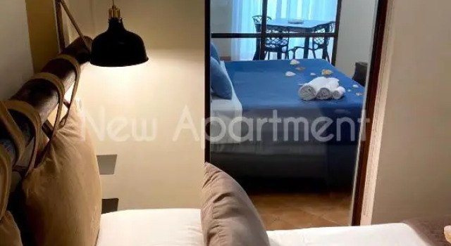 Caprese Experience - Light Blu Apt - Dante, Забронировать Отель Бизнес-отели Неаполя, рядом с Ospedale degli Incurabili, 4* 5*