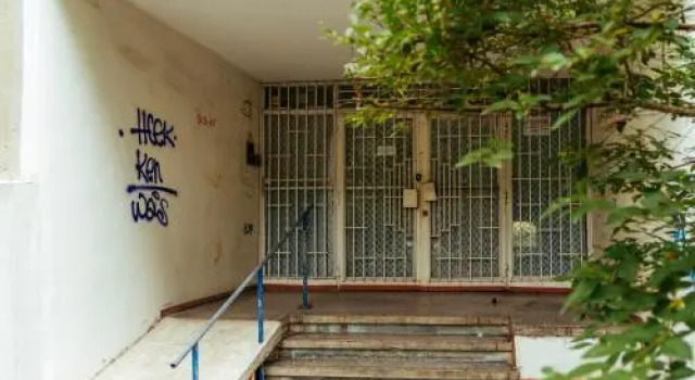 Woody - Cozy and Quiet Place near Moghioros Park, Book Apartment Sector 6 Bucharest, near Romancierilor