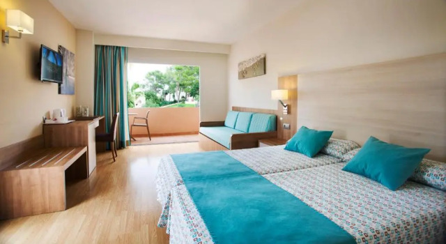 Двухместный номер Premium Invisa Hotel Club Cala Blanca