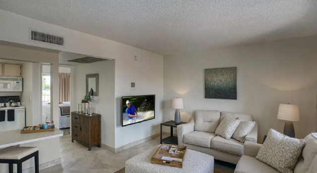 Park Suites at 121 - Free Golf, Забронировать Отель Пруд в Темпе Phoenix Metropolitan Area