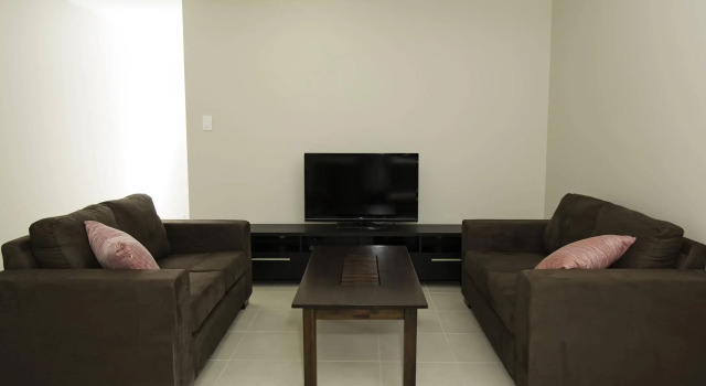 Direct Collective - Villas on Rivergum, Prenota Hotel Emerald Queensland