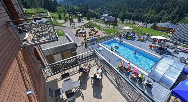 Апартаменты с балконом Hotel Jirinka