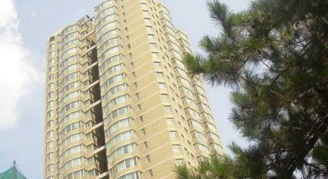Star City Landmark Apartment, Book Lejlighed Hoteller i Beijing Province med parkering, Parkering