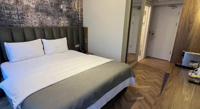 Двухместный номер Deluxe Iris Han Hotel