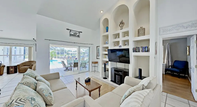1458viki 7 Bedroom Home, Забронировать Дом для отпуска Кейп-Корал Southwest Florida, рядом с Dolphin Marina