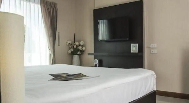 Студия с балконом House and Home Residence