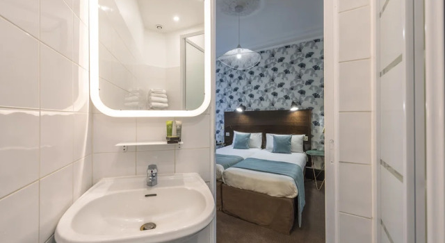 Номер Standard Lennon by Avalon Hotel Paris Gare du Nord