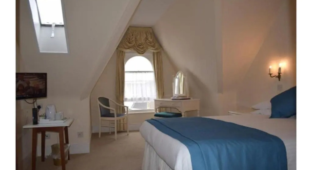 Двухместный номер Standard Runnymede Court Hotel