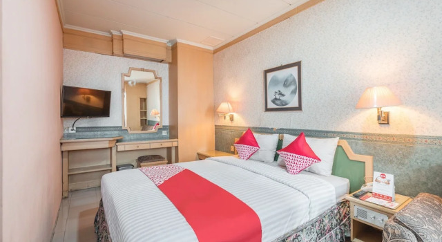 Lüks çift kişilik oda OYO 671 Hotel Capitol