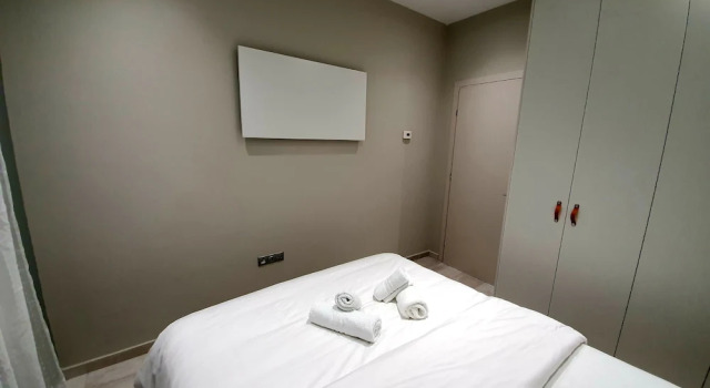 Cosmopolitan Apartments Nilie Suites & Aprts