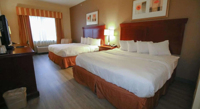 Seffner Inn and Suites