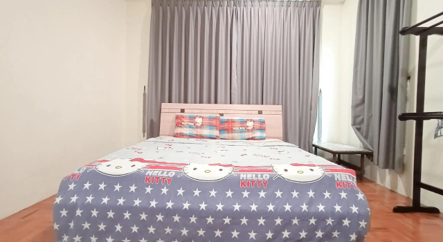 Oyo 90187 Hello Kitty Homestay - Gated Sibu, Rezerwuj Hotel Hotele w Sarawak z parkingiem, Parking
