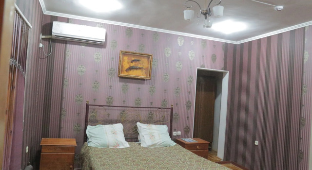 Отель B-House