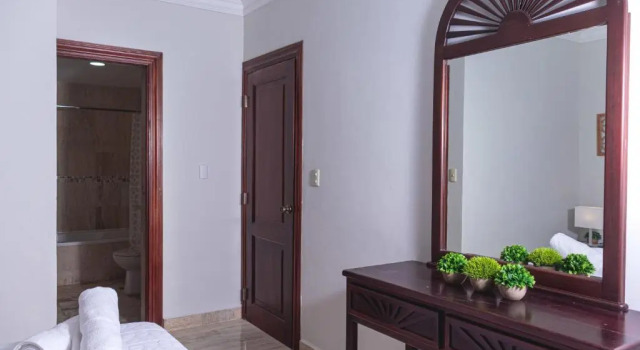 Nautilus apartamento ejecutivo 1 Hab piscina y a pasos de la playa, Prenota Appartamento Hotel a Punta Cana con piscina, Piscina